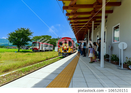 Station interior scenery Tourist train Sunny Train (Takamori Station) Minami Aso Railway (all lines open) Station interior scenery Tourist train Sunny Train (Takamori Station) Minami Aso Railway (all lines open) 106520151