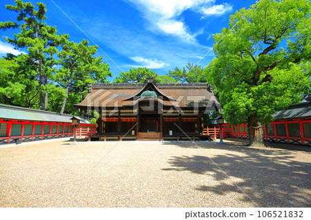 [Osaka Prefecture] Sumiyoshi Taisha main shrine (first main shrine) on a clear day 106521832
