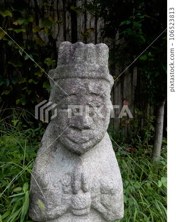 vintage korean statue3 vintage korean statue3 106523813