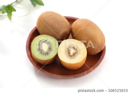 Kiwi fruit	 106525633