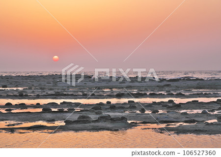 [石見榻榻米浦（夜景）] 島根縣濱田市國分町 106527360