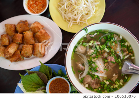 A set of Pho, the traditional Vietnamese food. 106530076