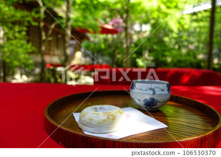 Dazaifu Tenmangu Shrine Umegaeda Mochi 2 Dazaifu Tenmangu Shrine Umegaeda Mochi 2 106530370