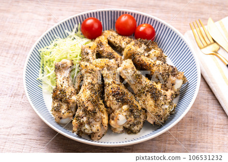 Oven-baked chicken wings Oven-baked chicken wings 106531232