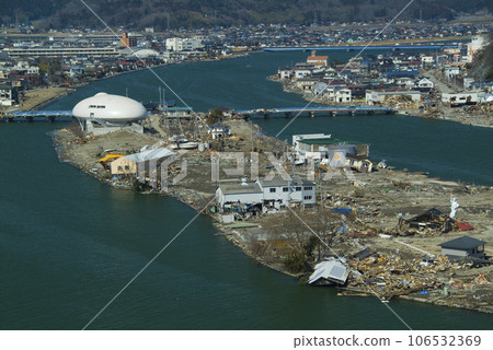 <Great East Japan Earthquake> Ishinomaki, April 1, 2011 <Great East Japan Earthquake> Ishinomaki, April 1, 2011 106532369