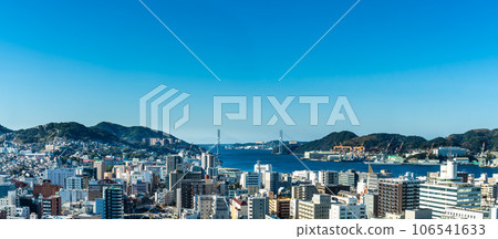 長崎市政府新政府大樓屋頂花園全景【長崎市】 106541633