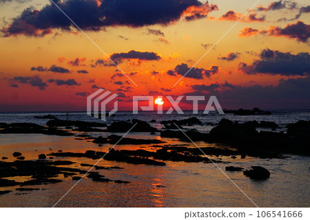Sunrise at Nojimazaki, Boso Peninsula, Chiba 106541666