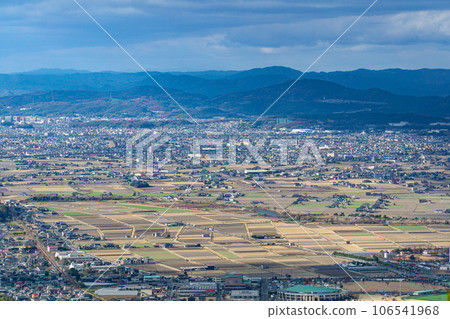 Tsuneyama, towards Chayamachi seen from the top of the mountain, Tamano City, Okayama Prefecture 106541968