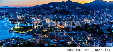 Dawn panorama from Mt. Nabekan [Nagasaki City] 106542155