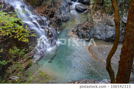 中津川/秋天的築地峽 106542315