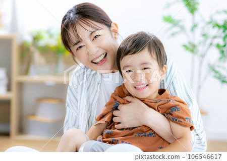 middle women and children 106546617