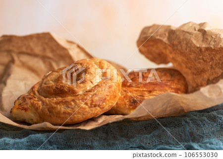 Homemade pies with spinach Homemade pies with spinach 106553030