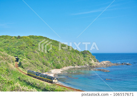 【夕陽公園三隅風景（日本海、山陰本線）】島根縣濱田市三隅町折井 106557671
