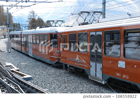 Gornergrat Railway (GGB, Switzerland): Three-phase AC double panther train 106558922