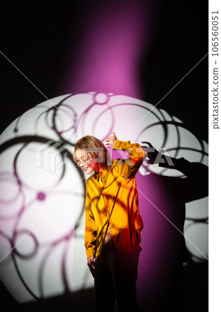 女生 女孩 女性 106560051