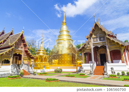 The Chapel and golden pagoda at Wat Phra Singh Woramahawihan in Chiang Mai, North of Thailand 106560700