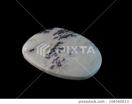 Dendritic Jasper - A stone that harbors landscapes Dendritic Jasper - A stone that harbors landscapes 106560813
