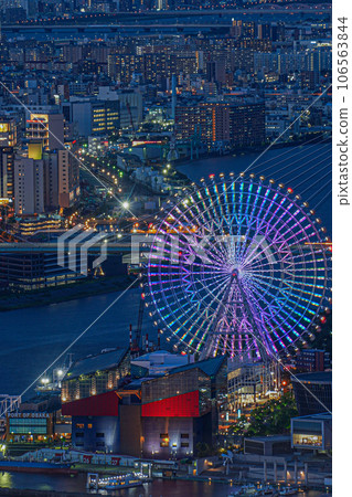 Osaka Tempozan Ferris wheel night view Osaka Tempozan Ferris wheel night view 106563844