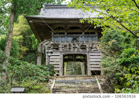 [21st bill place] Tairyu-ji bell tower gate [Shikoku 88 temples] 106563916