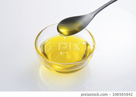 Olive oil Olive oil 106565842