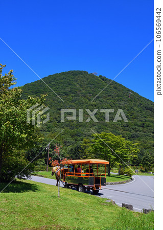 Lake Haruna pleasure carriage Lake Haruna pleasure carriage 106569442