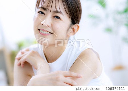 中年女性美麗時尚 106574111