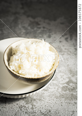 Rice under the sunlight. 106575872