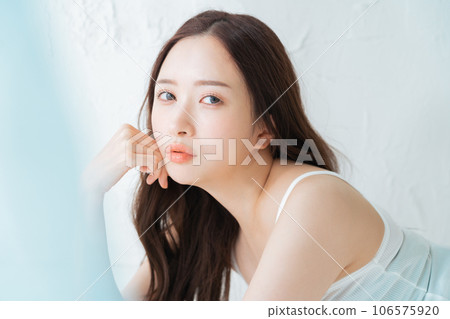 Beauty image 106575920