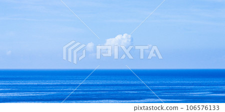 beautiful southern sea 106576133
