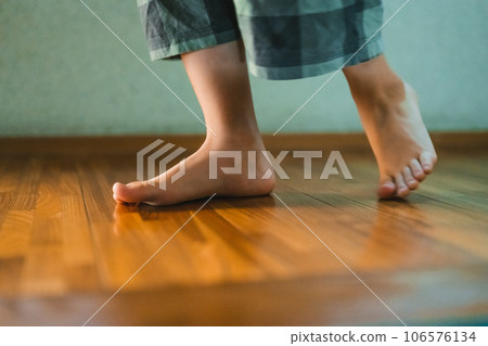 生活在農村的小學生 106576134