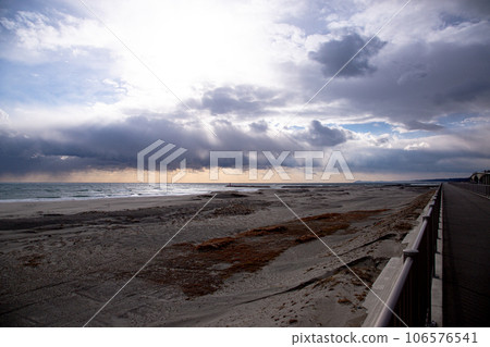 View from Hamamatsu Seawall View from Hamamatsu Seawall 106576541