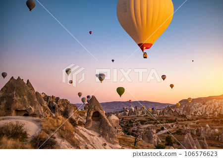 Hot air balloons in Cappadocia, Turkey 106576623