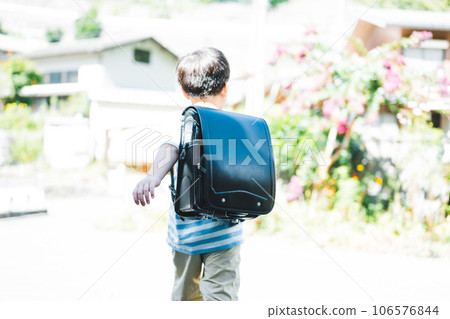 小學生的學校之路 106576844