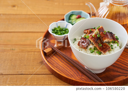 尤娜茶泡 106580220