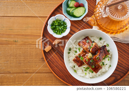 尤娜茶泡 106580221