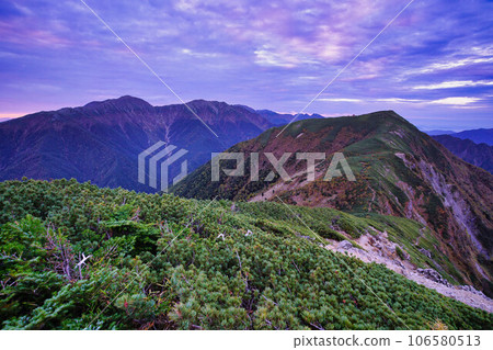從山福峠穿越荒川岳 106580513