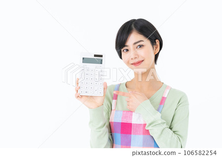 年輕的家庭主婦，有一個計算器 106582254