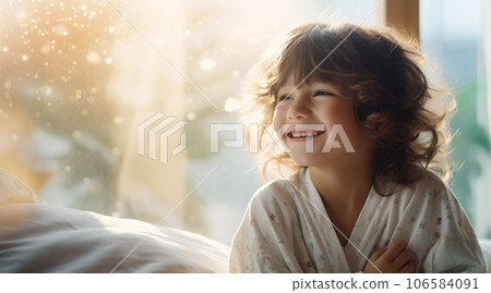 照片風格的插圖，一個微笑的孩子在早晨的陽光下閃閃發光，明亮而美麗的散景 106584091