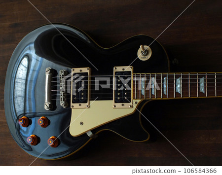 Old black electric guitar_06 Old black electric guitar_06 106584366