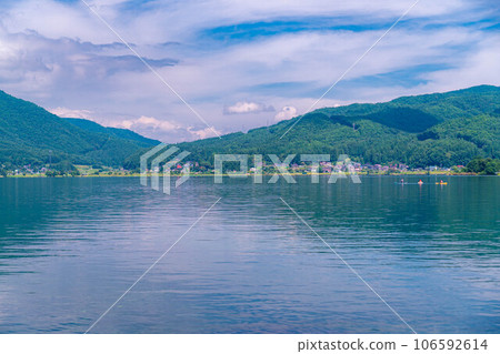 [湖素材]秋天的木崎湖[長野縣] 106592614
