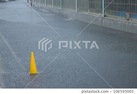 因大雨道路已竣工 106593005