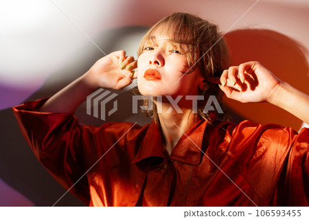 女生 女孩 女性 106593455