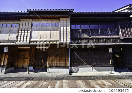 Higashi Chaya District in the summer with blue skies Higashi Chaya District in the summer with blue skies 106595475