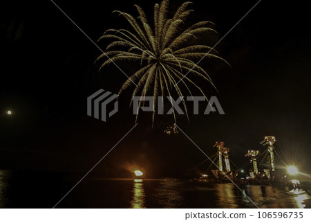 法龍七夕切子祭在海中狂舞 106596735