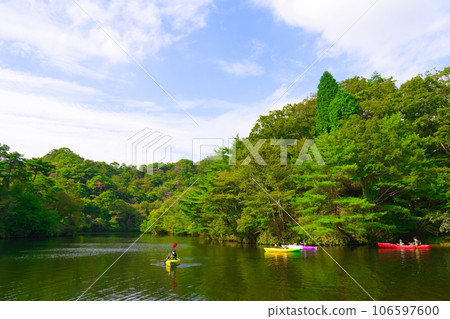 【兵庫縣】9月：攀登神戶摩耶山，從山頂菊星台租自行車前往穗高湖 106597600