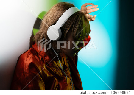 music, musical, female 106598635