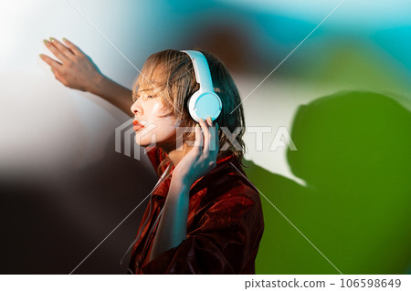 music, musical, female 106598649