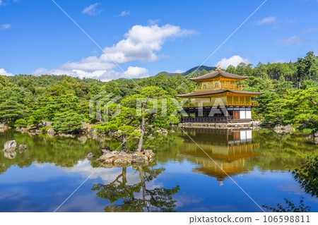 金閣寺(六園寺)的夏日風景 金閣寺(六園寺)的夏日風景 106598811