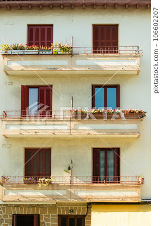 Fashionable flowers in Spanish hotels 106602207