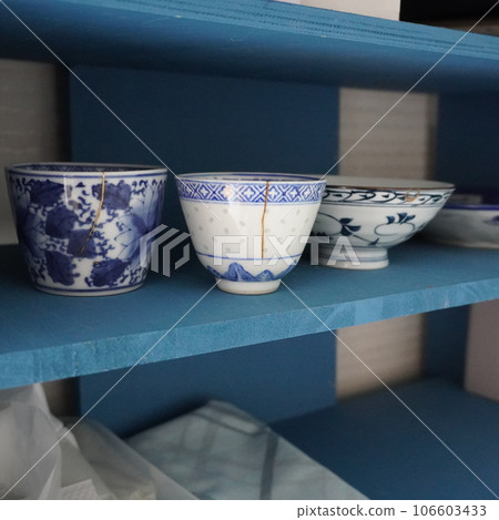 "Kintsugi work (drying)" "Kintsugi work (drying)" 106603433
